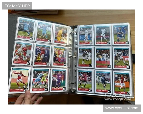 足球球星卡签名版市场价格分析与收藏价值探讨